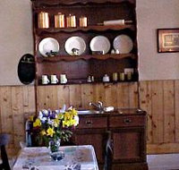 Rosemount on Macfie - Accommodation Guide