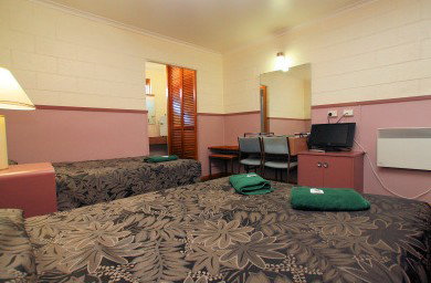 Queenstown Motor Lodge - Accommodation Guide 3