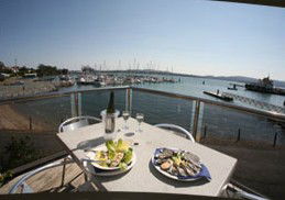 Beauty Point Waterfront Hotel - Accommodation China 2