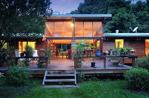 Cow Bay Homestay Bed And Breakfast - Accommodation Asia 3