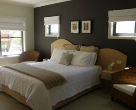 CeeSpray On Owen Bed And Breakfast - Accommodation China 0