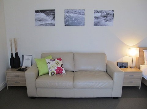 West Wing Guest House - Accommodation Guide 1