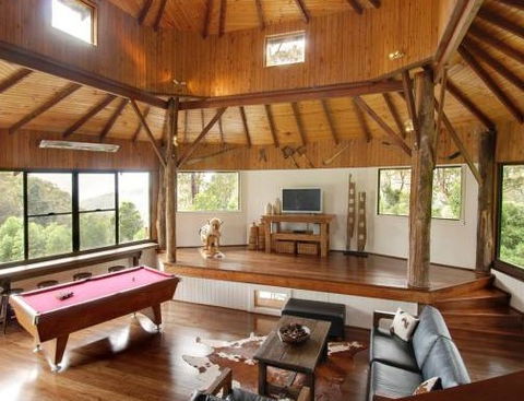 Indooroopilly - Accommodation Guide 4