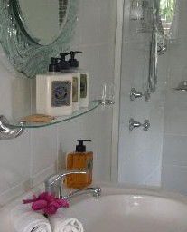 CeeSpray On Owen Bed And Breakfast - Accommodation China 3