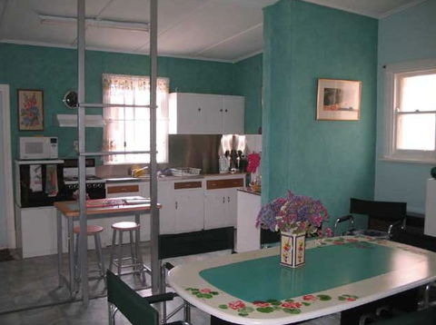 Lavender And Lace Cottage - Accommodation Asia 0