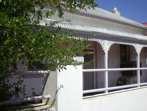Lavender And Lace Cottage - Accommodation Asia 3