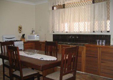 Miffys Cottage - Accommodation Asia 1