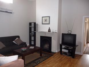 Cottage On Rowe - Accommodation Asia 2