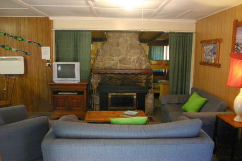 Carinya Alpine Village - Accommodation Guide 3