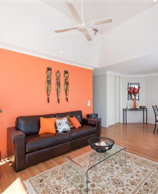 Magnus Street Treetops - Accommodation Asia 3