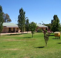 Narrandera Caravan Park - Accommodation Guide