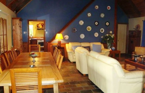 Bonn Abbey - Accommodation Guide 3