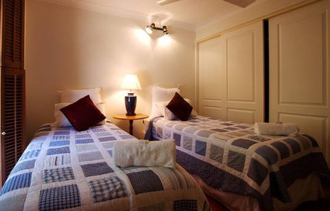 Cicada Country House - Accommodation Guide 2