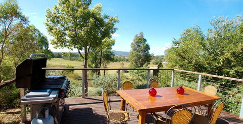 Cicada Country House - Accommodation Guide 5
