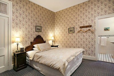 The Old George And Dragon Guesthouse - Accommodation Asia 3