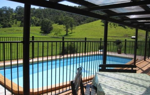 Barkeldine Farm Country Retreat - Accommodation Guide 1