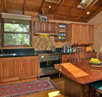 Bodhi Cottages - Mountaintop Villa