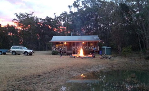 Possums Hollow And Hooters Hut - Accommodation China 3