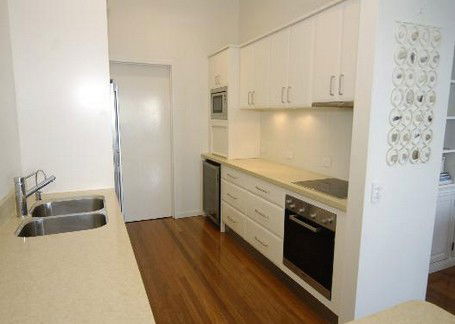 Claytons On Cylinder Beach Front Apartments - Accommodation China 0
