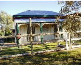 Cunnamulla Cottage Accommodation - Accommodation Guide 0