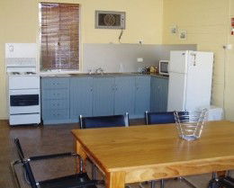 Cunnamulla Cottage Accommodation - Accommodation Guide 2