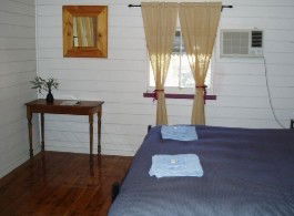 Cunnamulla Cottage Accommodation - Accommodation Guide 3
