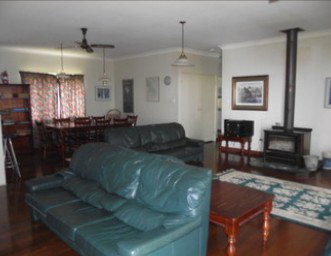 Eagle Outlook - Holiday Home - Accommodation Asia 4