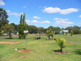 Upper Yarraman QLD Accommodation China