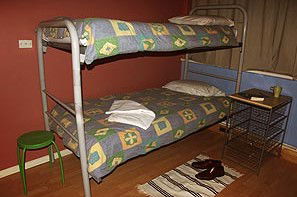 1201 East Backpackers - Accommodation Guide 1