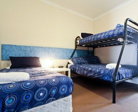 Duke's Apartments - Accommodation Guide 2