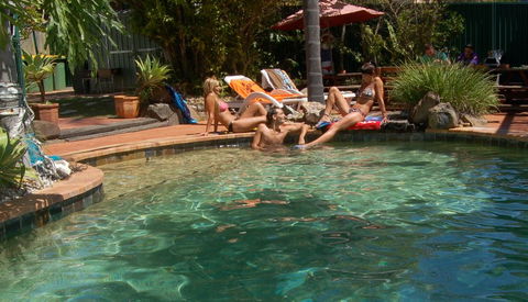 Trekkers Backpackers - Accommodation Guide 0