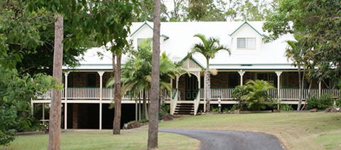 The Gold Coast Queenslander - Accommodation Asia 1