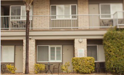 Tropicana Motel - Accommodation Guide 4