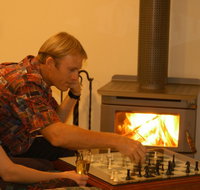 Birds 'n' Bloom Cottages - Accommodation Guide