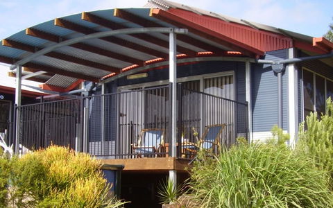 Biggenden B - Accommodation China 0