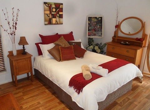 Biggenden B - Accommodation China 4
