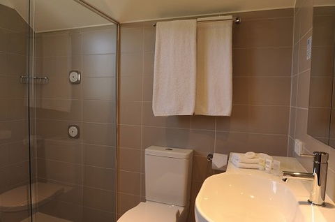 The Haus Studio Apartments - Accommodation Asia 4
