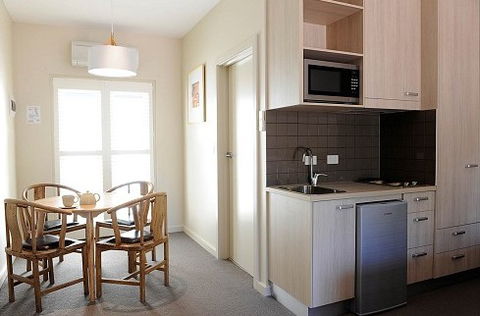 The Haus Studio Apartments - Accommodation Asia 7
