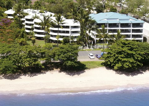 Roydon Beachfront Holiday Apartments - Accommodation Guide 2