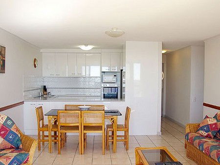 Trafalgar Towers - Accommodation China 3