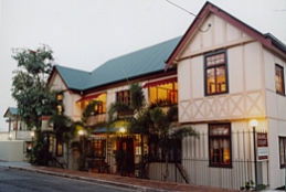 Dahrl Court - Accommodation Guide 0