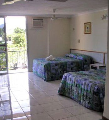 Cairns Holiday Lodge - Accommodation China 2