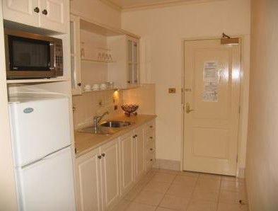 The Lawson Motor Inn - Accommodation China 3