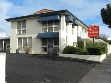 Econo Lodge Hacienda Motel - Accommodation China
