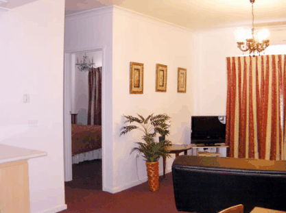 The Commodore Motor Inn - Accommodation Asia 1