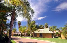 Sunraysia Resort - Accommodation Guide 0