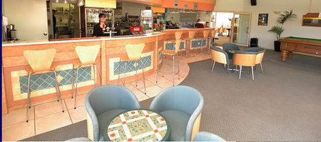 Sunraysia Resort - Accommodation Guide 5