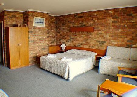 Comfort Inn Wisteria Lodge - Accommodation Asia 1