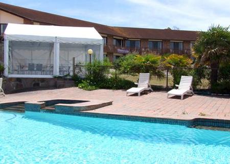 Comfort Inn Wisteria Lodge - Accommodation Asia 2