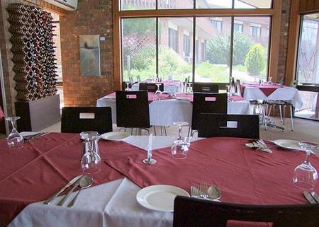 Comfort Inn Wisteria Lodge - Accommodation Asia 3